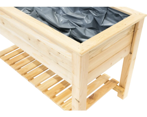 Hochbeet aus Holz mit Ablagefläche
