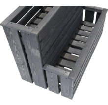 Hochbeet aus Holz mit zwei Ebenen