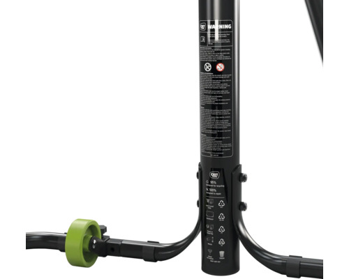 Detailaufnahme eines EXIT Toys Produkts mit Warnhinweisen und Recyclinginformationen.