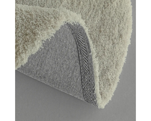 Teppich mit Fransen und gewebter Rückseite