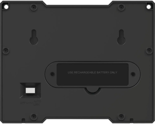 Rückseite eines Geräts mit Batterieabdeckung und Schalter