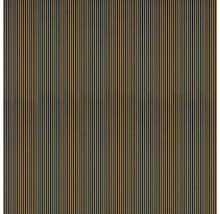 Holzpaneele mit vertikalen Streifen als Muster