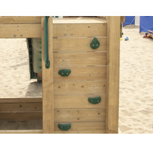 Kletterwand aus Holz mit Griffen für Spielgeräte