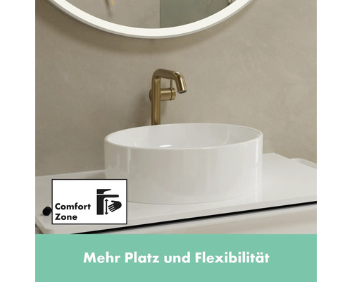 Waschtisch mit Armatur und Comfort Zone Symbol für mehr Platz und Flexibilität
