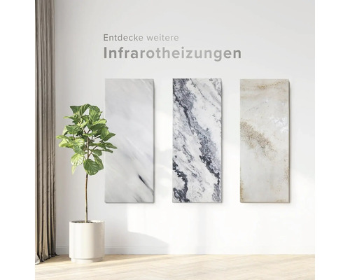 Drei Infrarotheizungen mit Marmoroptik an einer Wand