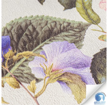 Nahaufnahme einer floral gemusterten Tapete mit Aqua Grip Technologie.