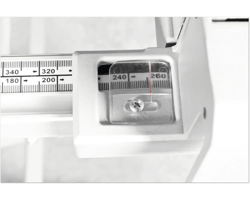 Detailansicht einer medizinischen Waage mit Anzeige