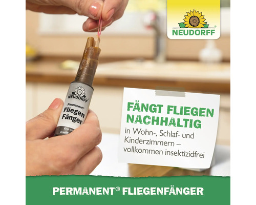 Anwendung des Neudorff Permanent Fliegenfängers zur Schädlingsbekämpfung im Innenbereich