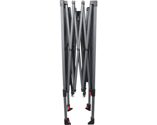 Zusammengeklappter Faltpavillon aus Metall