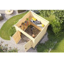Holzgartenhaus mit Gartengeräten und Fahrrad im Garten