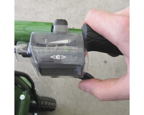 Detailaufnahme des Bedienelements eines Geräts mit Füllstandsanzeige