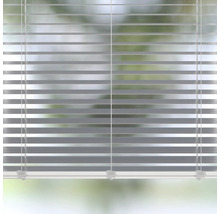 Geschlossene Jalousie zur Fensterdekoration und zum Sonnenschutz