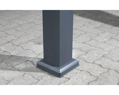 Pfostenfuß aus Metall