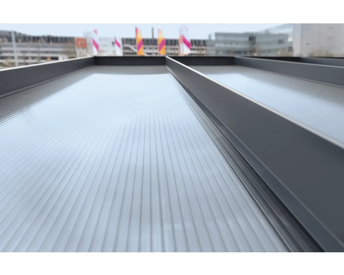 Dachplatten aus Kunststoff mit Rahmen