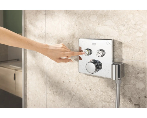 Aufputz Duscharmatur mit Handbedienung und Grohe Logo