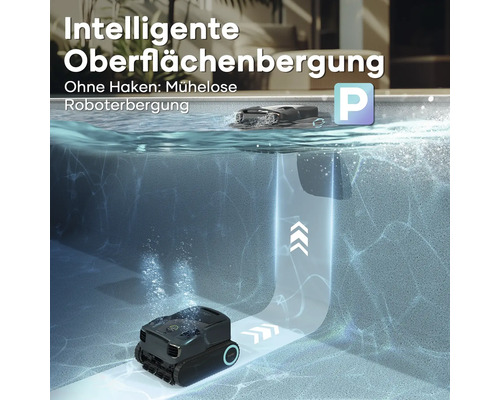 Poolroboter im Einsatz zur Reinigung von Oberflächen und des Beckenbodens