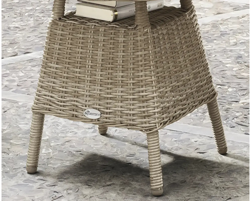 Gartentisch aus Rattan mit Ablagefläche und Destiny Logo