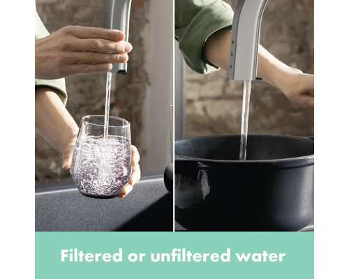 Wasserhahn mit der Option für gefiltertes oder ungefiltertes Wasser