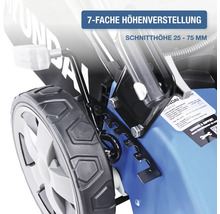 Detailansicht eines Rasenmähers mit siebenfacher Höhenverstellung und einer Schnitthöhe von 25 bis 75 Millimeter.