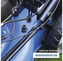 Detailansicht Rasenmäher mit Wasseranschluss für einfache Reinigung