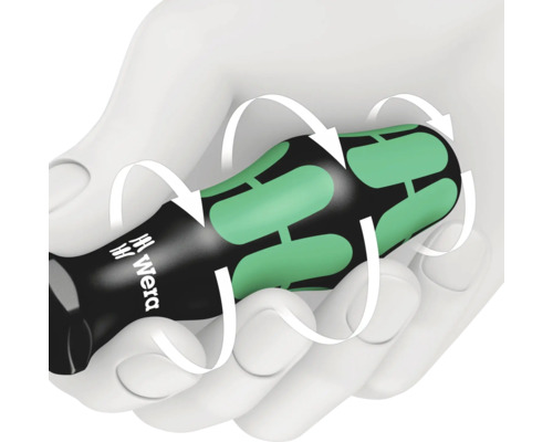 Wera Logo auf Schraubendrehergriff in Hand mit Drehpfeilen
