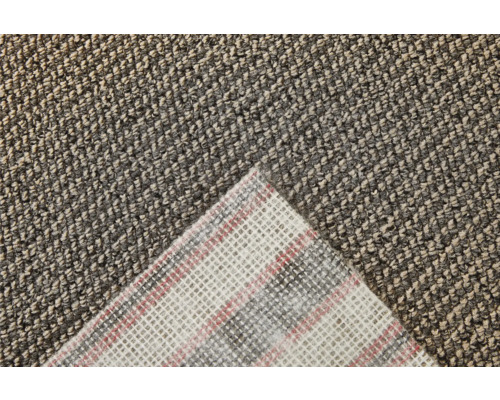 Detailansicht eines getufteten Teppichbodens mit Textilrücken