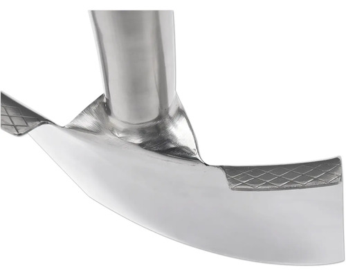 Detailaufnahme eines silberfarbenen Rohrs aus Metall mit Riffelung