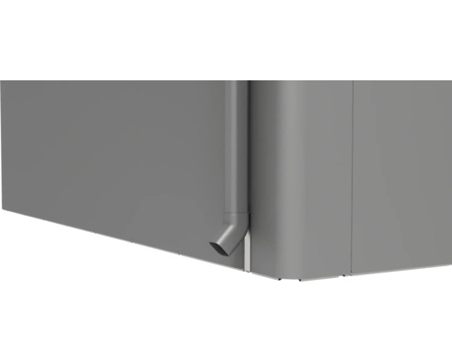 Detailansicht einer Regenwasserzisterne mit Fallrohr