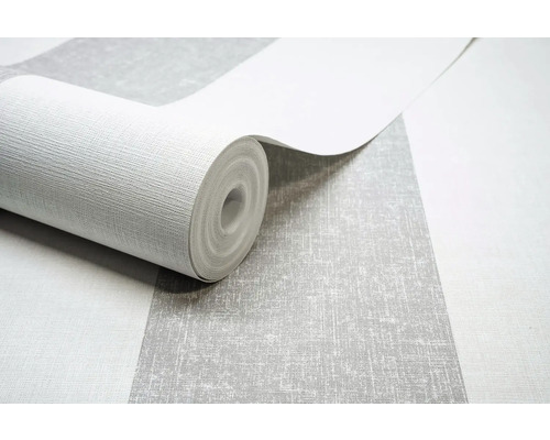 Tapetenrolle mit Streifenmuster