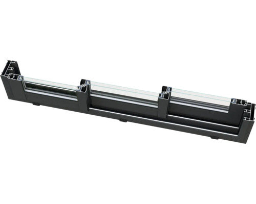 Querschnitt eines schwarzen Aluminiumfensters mit Glas
