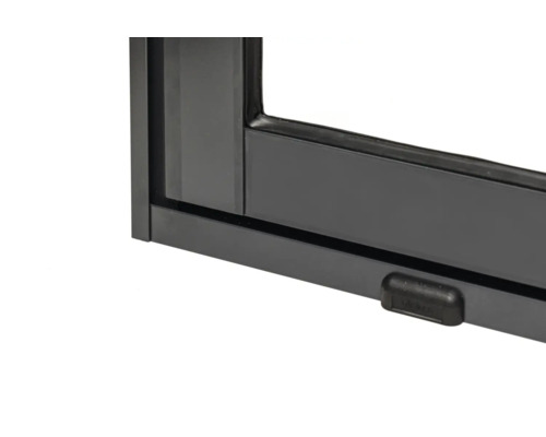 Detailansicht eines schwarzen Fensters