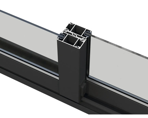 Detailansicht eines Fensterrahmens aus Aluminium mit Glas
