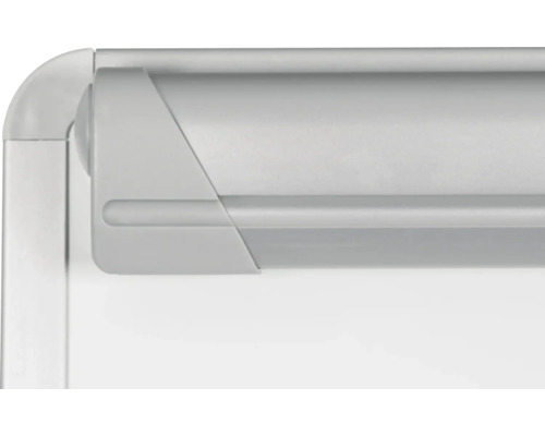 Detailaufnahme eines Eckprofils aus Kunststoff