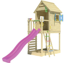 Spielturm aus Holz mit Rutsche