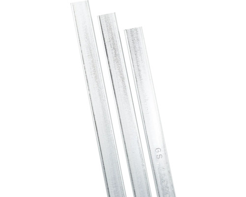 Drei Profile aus Metall