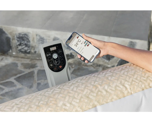 Bedienfeld und Smartphone zur Steuerung eines Whirlpools