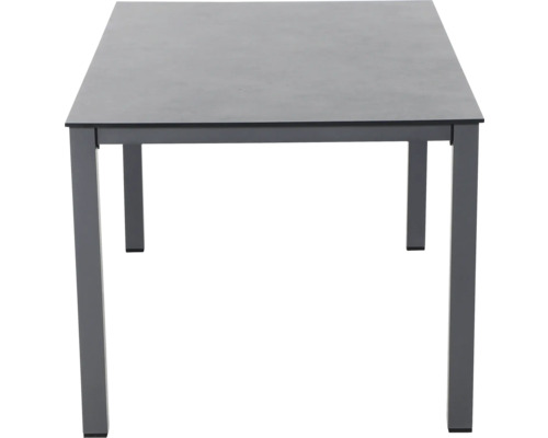 Rechteckiger Gartentisch mit Metallgestell