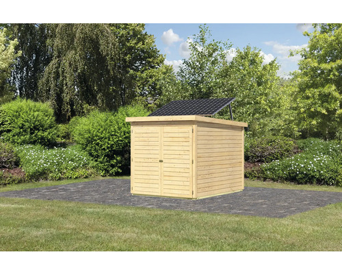 Gartenhaus mit Solaranlage im Außenbereich.