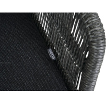 Detailansicht eines Sitzmöbels mit Geflecht und Siena Garden Logo