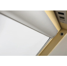 Detailaufnahme einer LED-Lampe mit USB-Anschlüssen