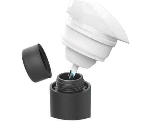 Nagellackflasche mit Applikator und geöffnetem Deckel