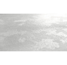Nahaufnahme einer gestrichenen Wand mit sichtbarer Textur.