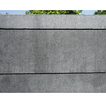 Betonmauersteine gestapelt