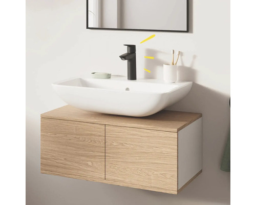 Modernes Badezimmer mit Aufsatzwaschbecken, Unterschrank und schwarzer Armatur
