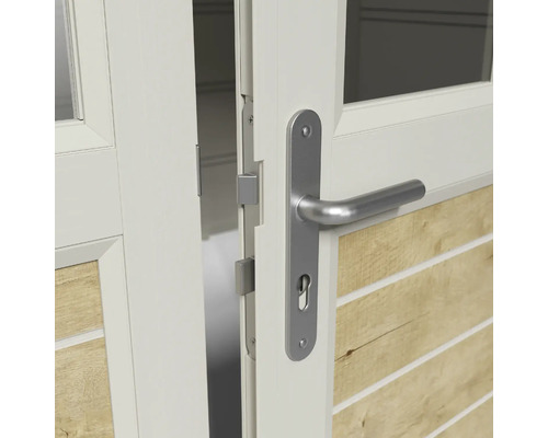 Nahaufnahme einer weißen Tür mit einem silberfarbenen Türgriff und einem Schlüsselloch