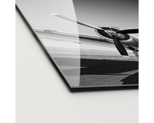 Foto auf Acrylglas mit Schwarzweiß-Motiv eines Flugzeugs