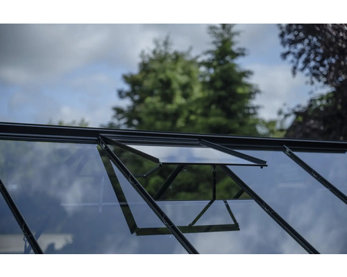 Gewächshausfenster mit Fensteröffner