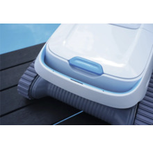 Detailansicht eines Poolreinigungsroboters