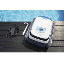 Marimex Poolroboter mit Zubehör auf Holzterrasse