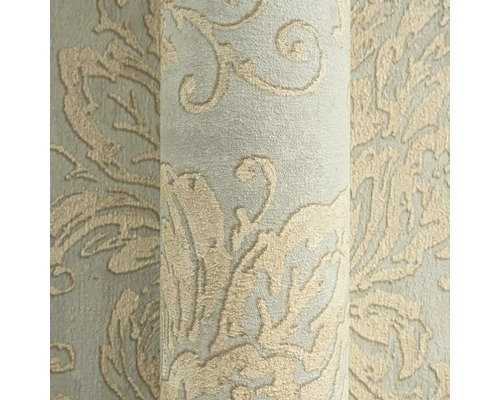 Tapetenrolle mit floralem Muster